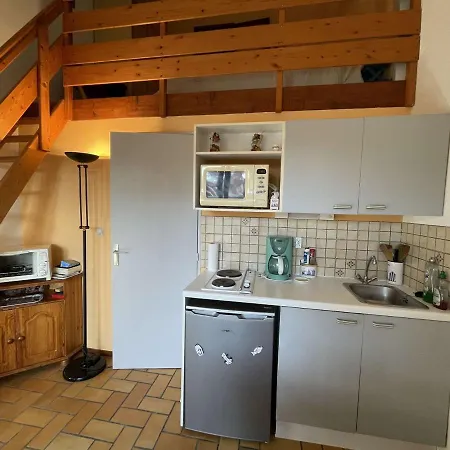 Mezzanine Avec Jardinet Et Piscine A Saint-jean-de-monts, 4 Couchages - Fr-1-224c-71 * Saint-Jean-de-Monts
