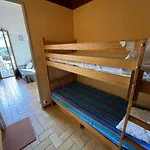 Сasa de vacaciones Mezzanine Avec Jardinet Et Piscine A Saint-jean-de-monts, 4 Couchages - Fr-1-224c-71