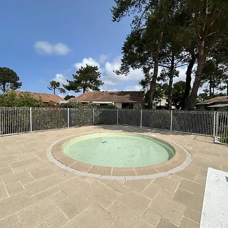 Mezzanine Avec Jardinet Et Piscine A Saint-jean-de-monts, 4 Couchages - Fr-1-224c-71 بيت للعطل سان جان دي مونت